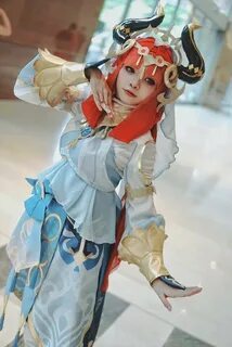Nilou cosplay