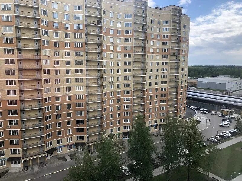 Крымская 11 к 1 боброво. Боброво крымская 11. Крымская д 11. Крымская д 11. Жк зеленая околица.