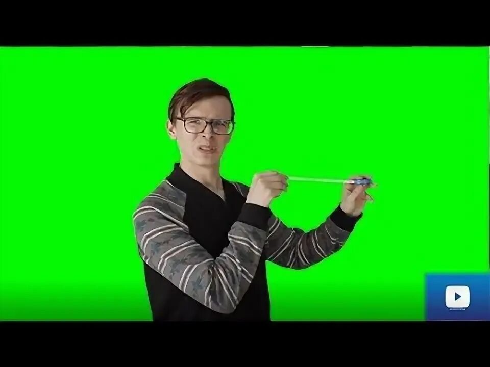 Idubbbz Рулетка. Человек с рулеткой Мем. Хромакей человек с рулеткой. Idubbbz small Рулетка. Quite big