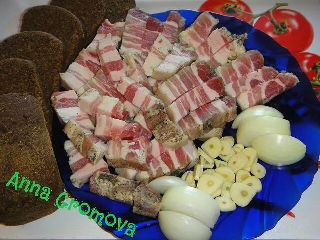 сало в рассоле в банке самый вкусный. соленое сало по-украински. сало грудинка соленая. засолка сала в рассоле. ой сало сало українське сало.