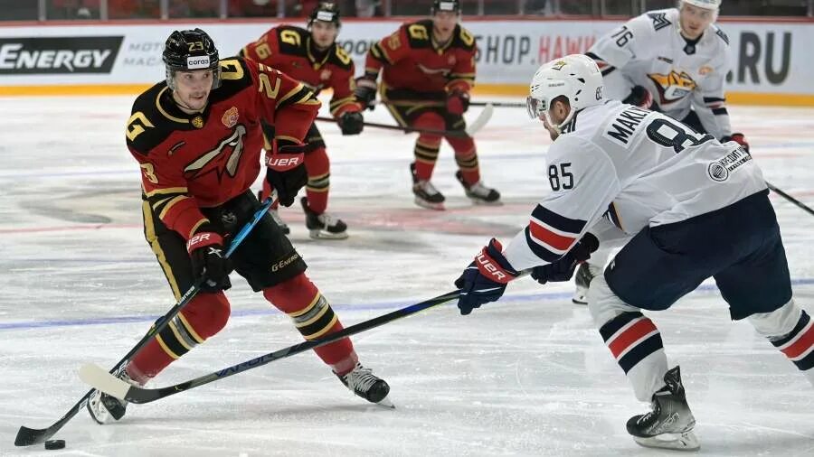 Хоккей 19. Хоккей 19. Кубок первого канала 2012 россия чехия. Хоккей 19. Девушки динамо москва кхл фото.