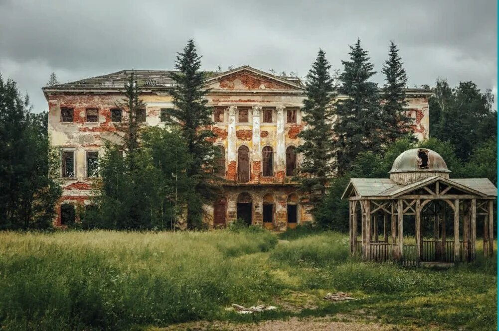 Усадьба гребнево фрязино. Усадьба Гребнево Щелково. Гребнево усадьба Щелковский район. Московская область, Щелковский район, усадьба Гребнево. Заброшенная усадьба Гребнево.