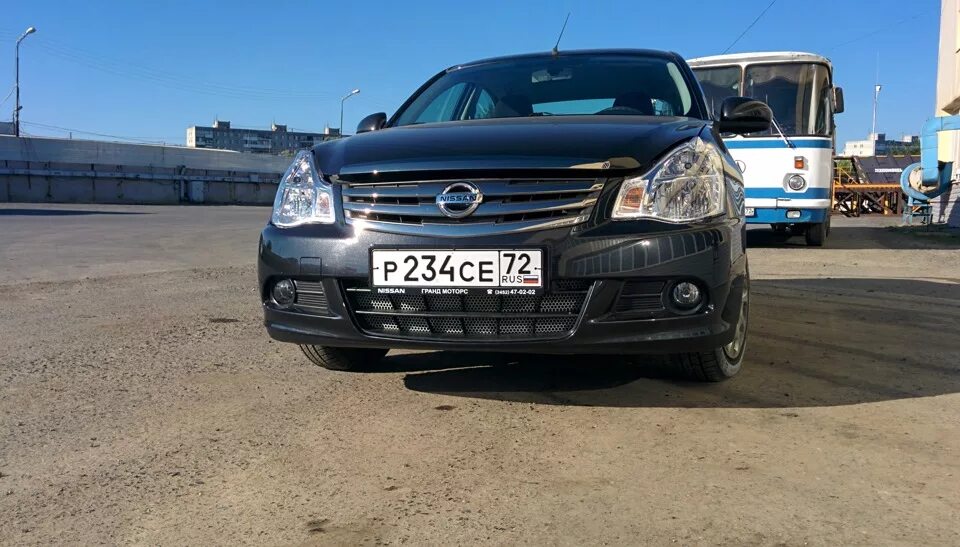 Nissan Almera g15 решетка. Черная решетка Ниссан Альмера g15. Черная решетка Nissan Almera g15. Альмера g15 решетка черная. Противотуманные фары ниссан альмера g15