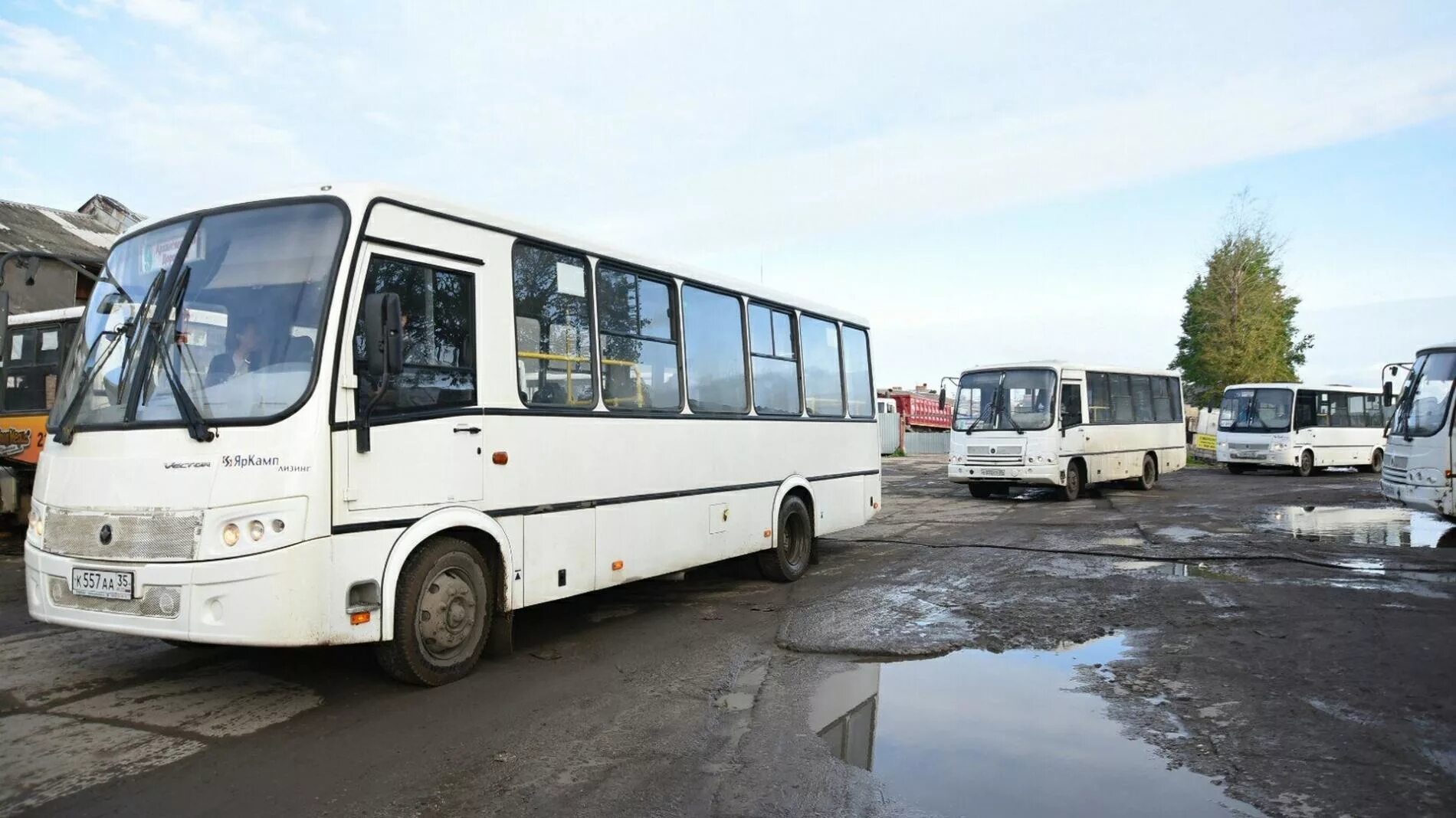 Автобус Вологда. Автовокзал Вологда. Вологодские автобусы. 16 Автобус Вологда 2001. Вологда автобус сайт