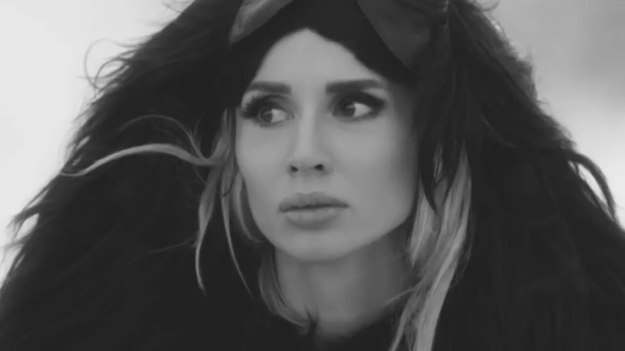 Лобода макияж. Лобода чуть чуть. Лобода в мини платье. Лобода фото. Лобода новый рим.