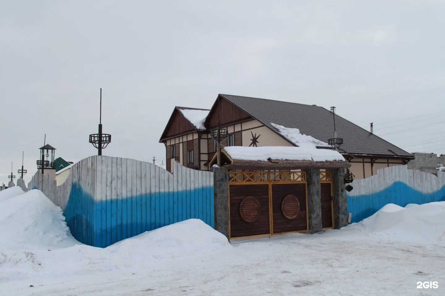 Фрегат каменск. Фрегат Каменск-Уральский. Клуб Фрегат Каменск-Уральский. Красных Орлов 155 Каменск-Уральский. Ул. красных Орлов, 155.