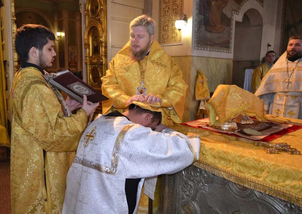 таинство священства в православной церкви. хиротония во пресвитера. иерей хиротония. дьяконская хиротония. иерей хиротония.