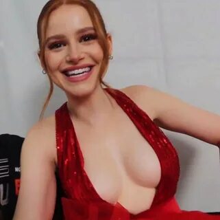 Smash She’s the ginger goddess I’m not passing her up t.corVrYtj3u...