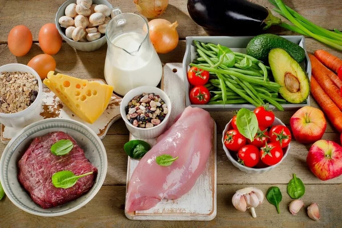 Полезные продукты после 50. Вкусная здоровая еда. Полезные продукты. Здоровое питание. Диетическое питание.