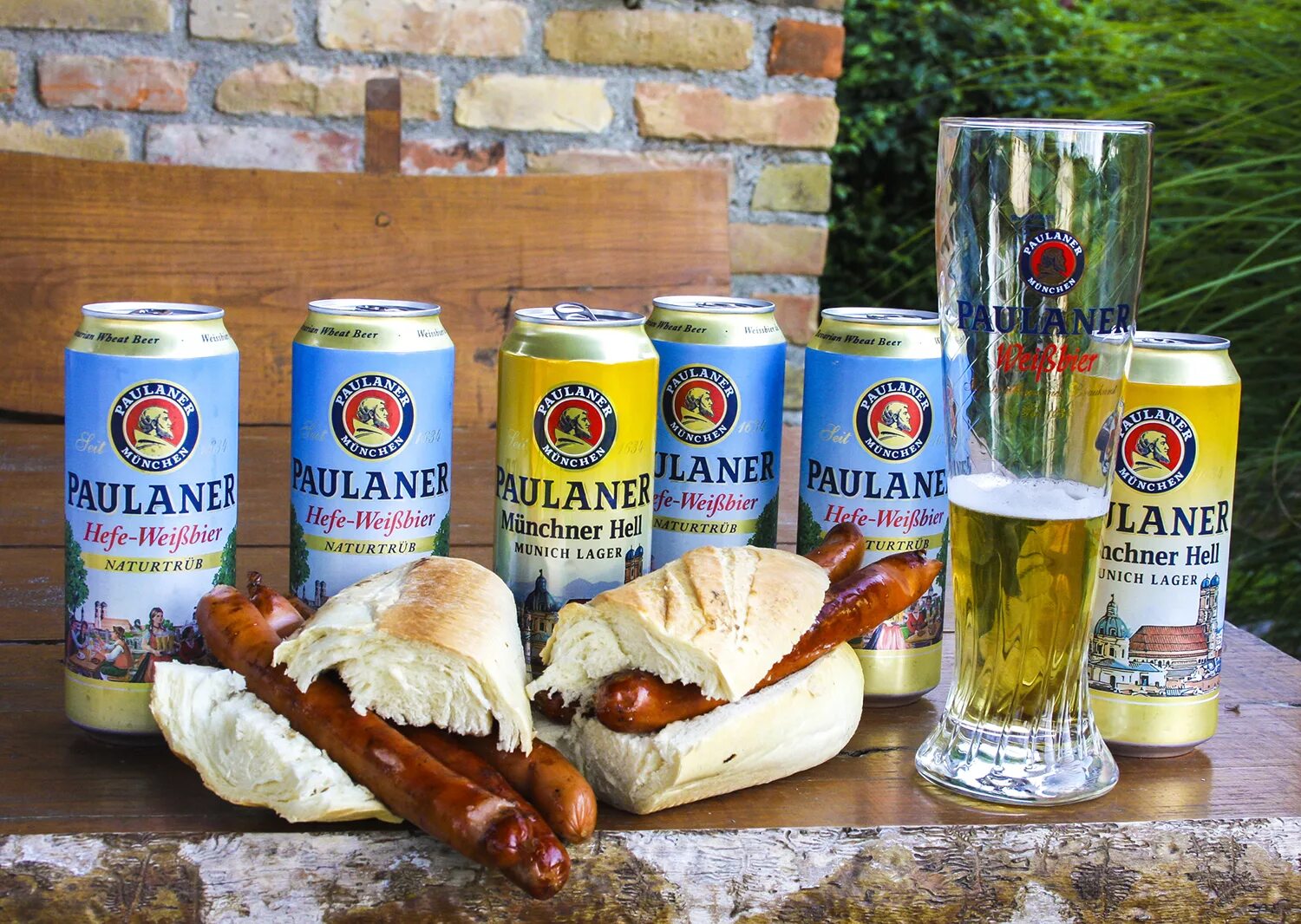 Пауланер пшеничное пиво. Paulaner пиво нефильтрованное. Немецкое пиво Пауланер. Немецкое пиво Пауланер нефильтрованное.