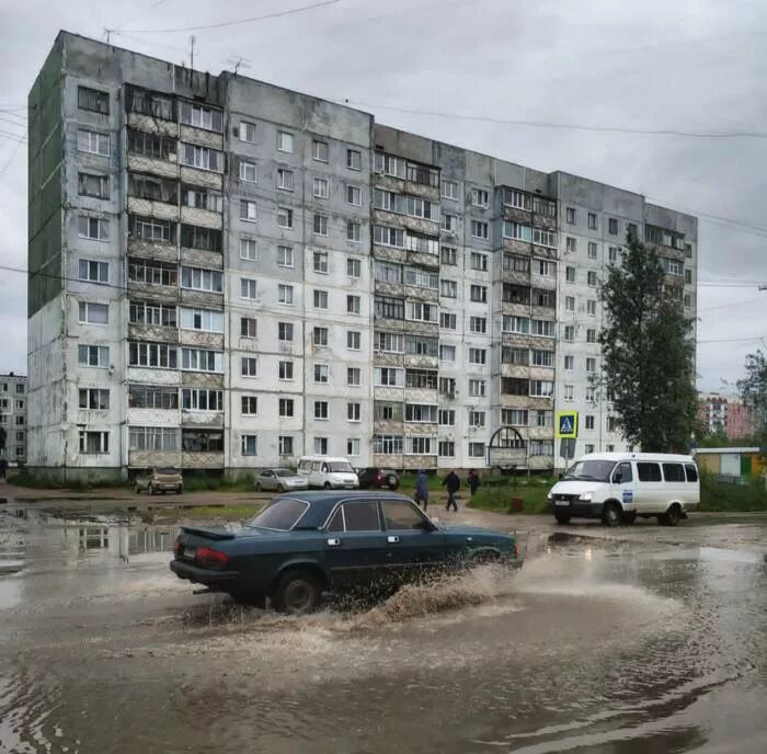 Сколько сегодня в сыктывкаре. Сыктывкар климат. Погода в Сыктывкаре. Печора дождь. Циклон Сыктывкар.