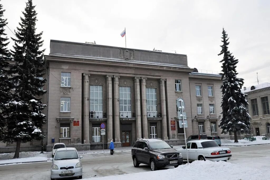 Мэрия г ангарска. Ангарск мэрия. Город ангарск площадь. Орловская банковская школа. Мэрия г ангарска.