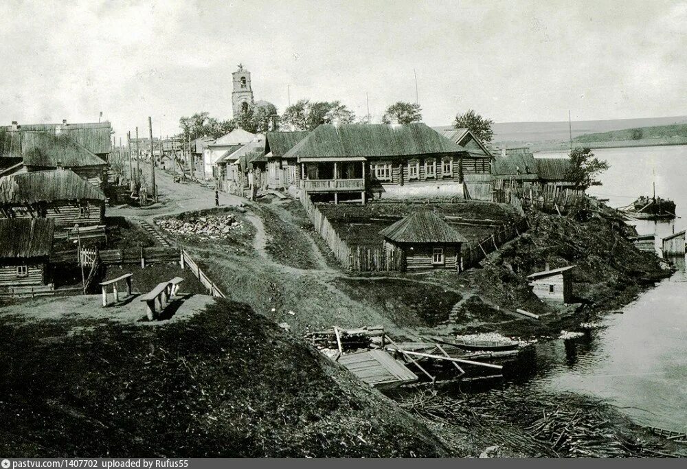 Плотный старый. Вятские Поляны 1930е. Вятские Поляны 20 век. Село Вятские Поляны. Старый город Вятские Поляны.