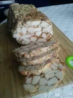 Мраморный рулет из курицы с желатином