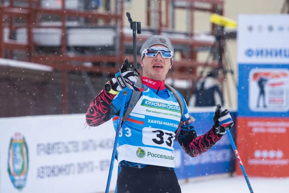 Ханты-мансийск биатлонисты. Корепанов всеволод ханты-мансийск биатлон. Биатлонист из ханты-мансийска. Югра ханты-мансийск биатлон. Биатлон ханты мансийск.