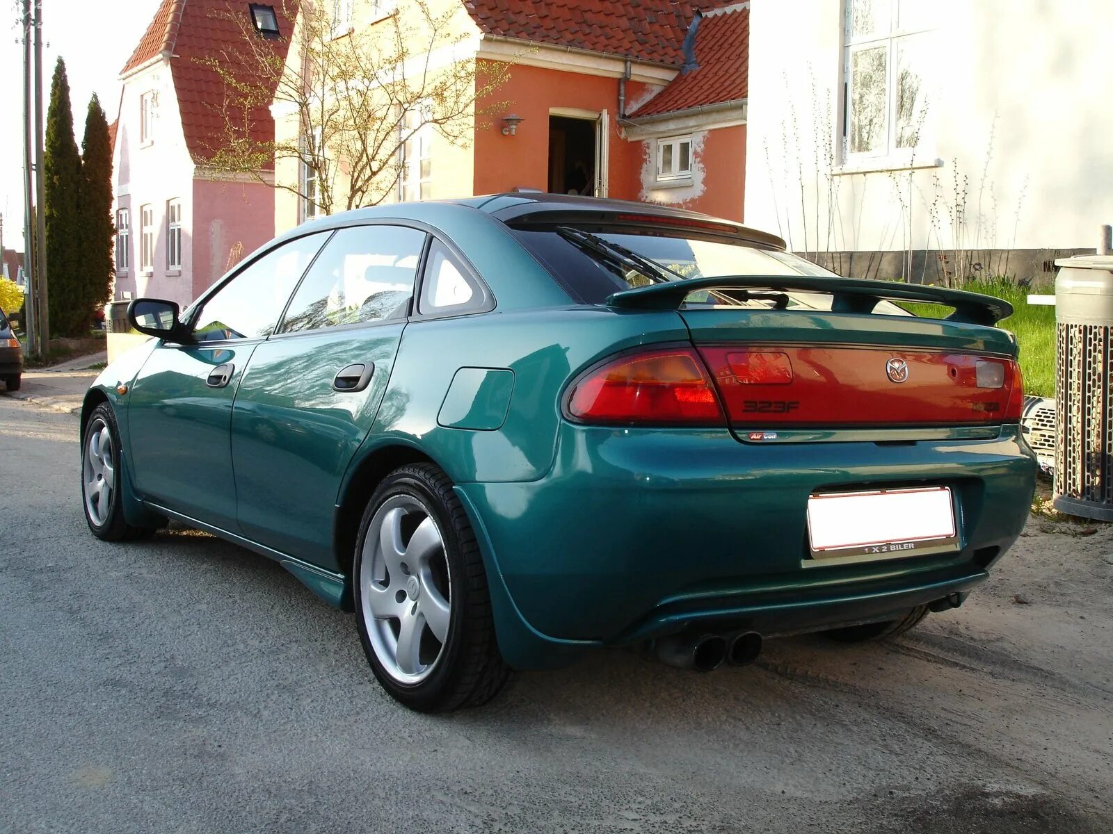 Мазда 323f. Mazda 323f. mazda 323f v. mazda 323f 5. mazda 323f ba.