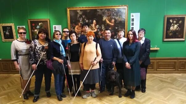 Незрячие и белая трость. Школа белая трость. Мероприятия в международный день белой трости. Школа белая трость. Акция белая трость.