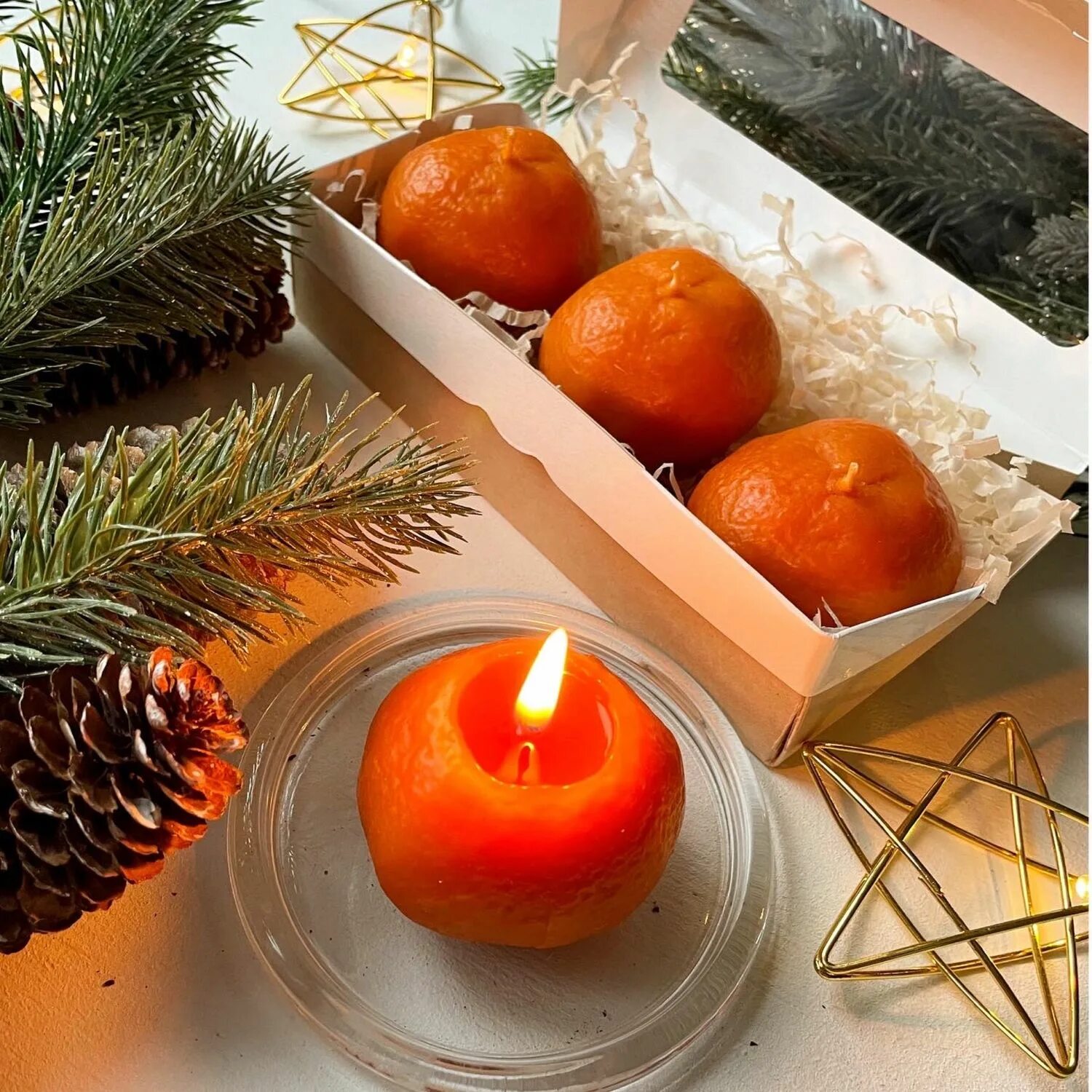 Мандарины новый год. Свечка в мандарине. Свеча ароматическая мандарин. Мандарины новый год. Свечка мандарин.