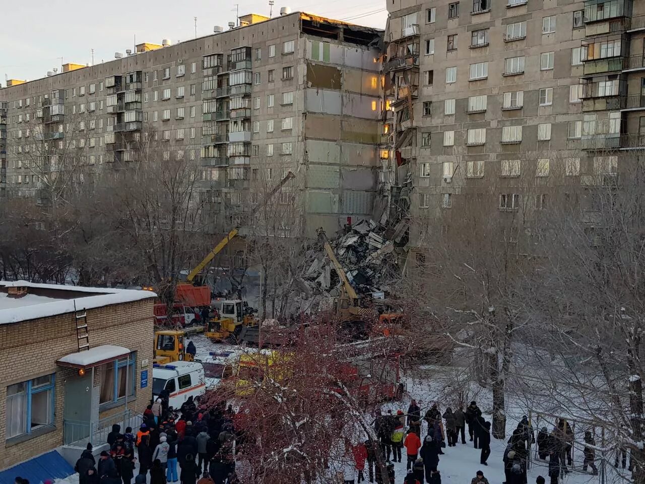 Магнитогорск 31 12 2018 взрыв дома. Взорванный дом Магнитогорск сквер. Обрушение дома в Магнитогорске. Взрыв газа в Магнитогорске.