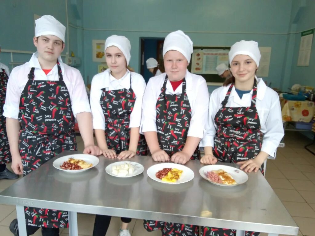Воскресенском повара. Воскресенском повара. Повар. Поварское и кондитерское дело колледж. Воскресенском повара.