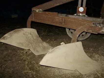 Самодельный двухкорпусный плуг