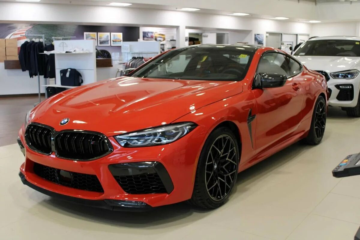 Купить бмв 2020 года. BMW m8 2020. BMW m8 Competition 2020. BMW m8 Red. БМВ m8 Competition 2020.