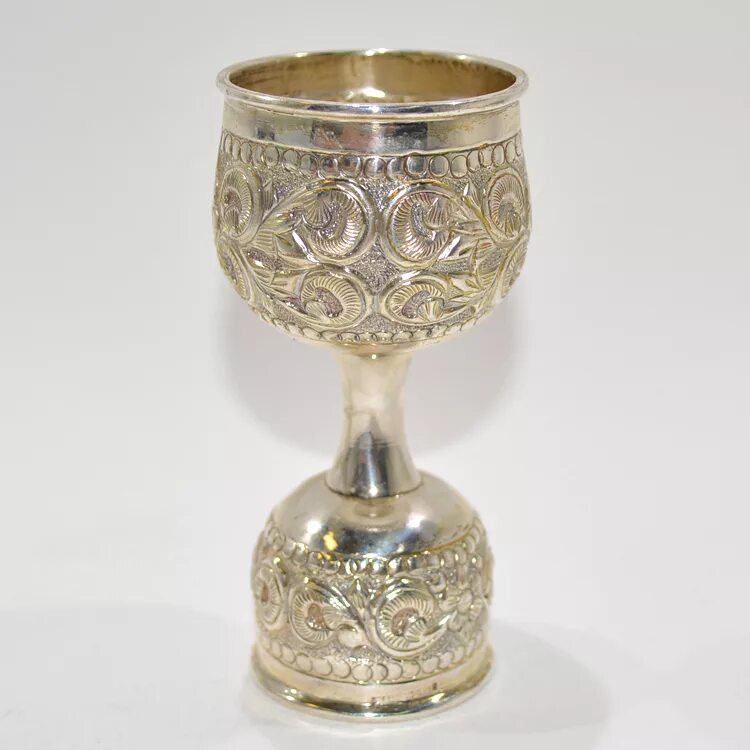 Штоф древней руси. Рюмка лафитник до 1917. Серебрение латуни. Ликерная рюмка. Серебряная рюмка.