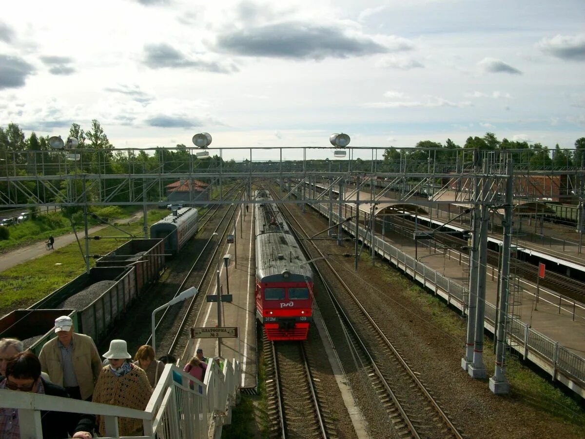 Станция окуловка. Станция окуловка. Москва окуловка. Москва окуловка. Станция окуловка.