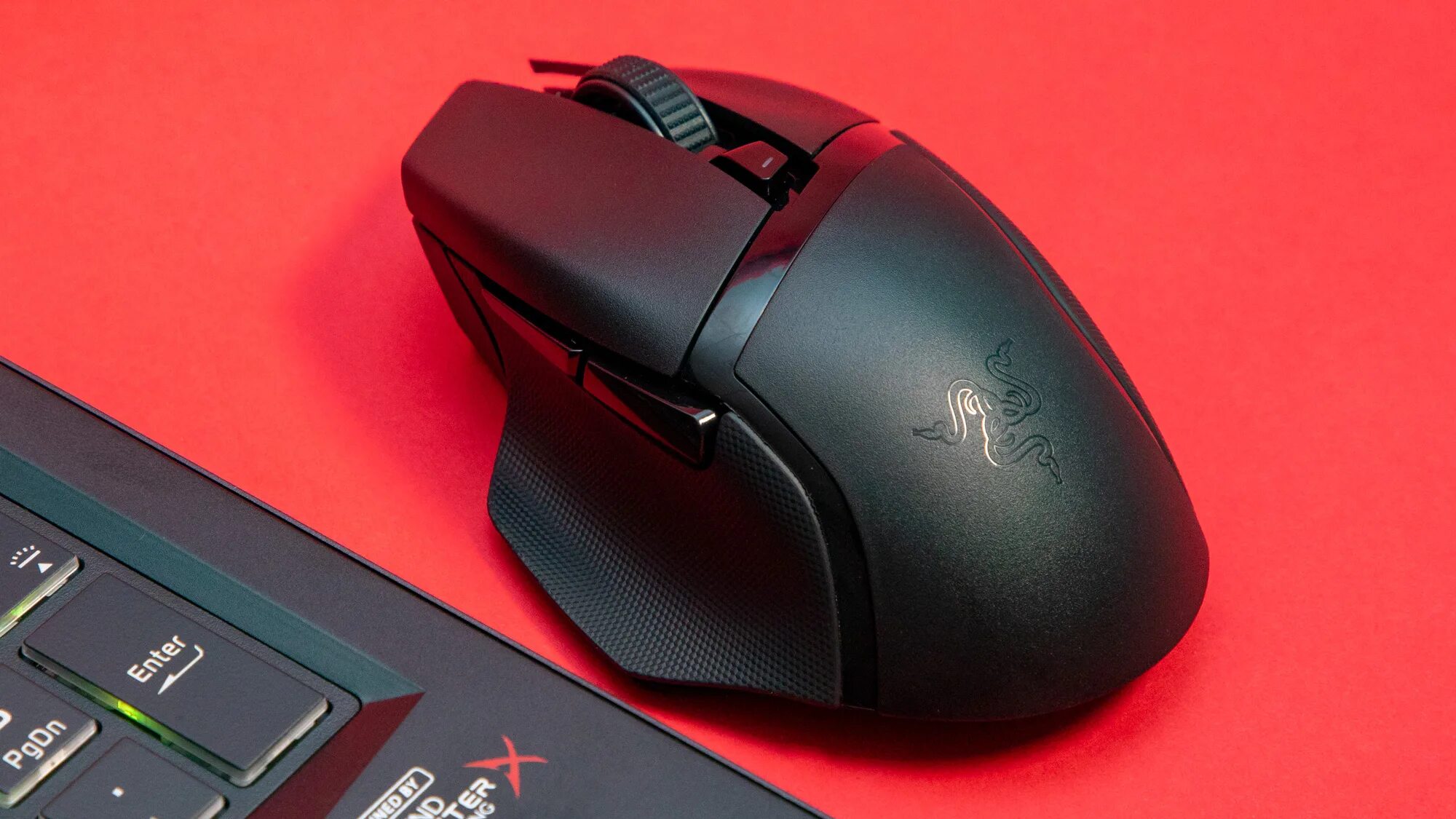 Мышь беспроводная razer basilisk x