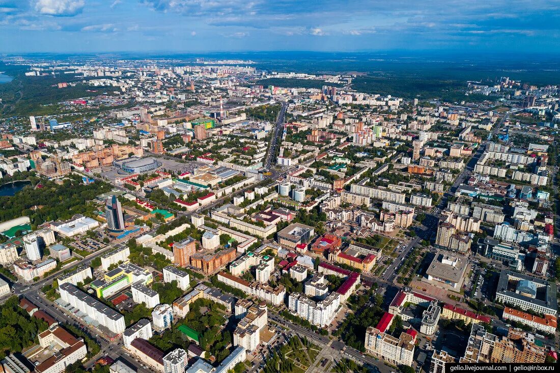 Начало города уфы. Уфа центр города. Город Уфа сверху. Центр Уфы сверху. Вид Уфы с высоты птичьего полета.