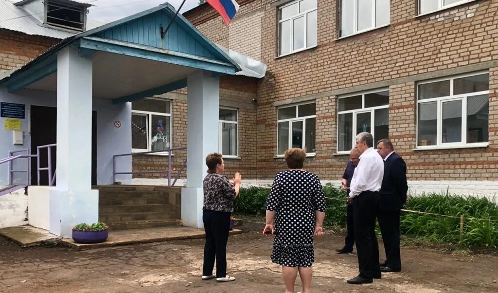 Подслушано александровка оренбургская область. Погода оренбургская область грачевский село александровка. Храм село грачевка ставропольский край. Погода оренбургская область грачевский село александровка. Александровка оренбургская область церковь.