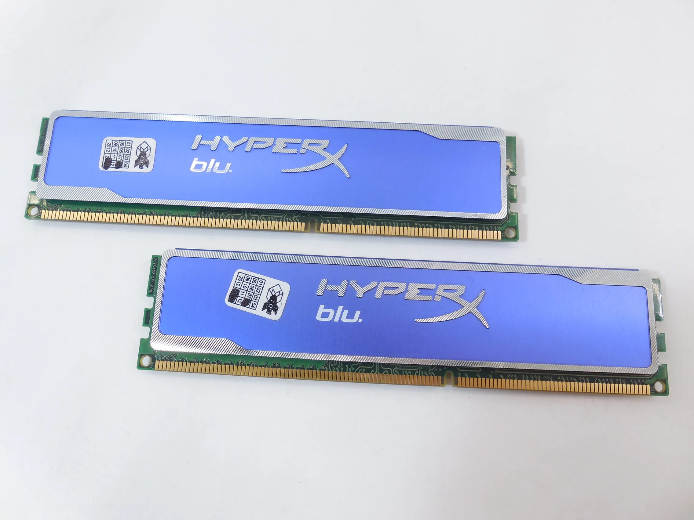 Плашки оперативной памяти цена. Kingston ddr3 4gb 1600mhz. Оперативная память Kingston ddr3 4gb. Kingston HYPERX ddr3 4gb 1600mhz. Оперативная память ddr3 4 ГБ Kingston khx1333c9d3b1k2.