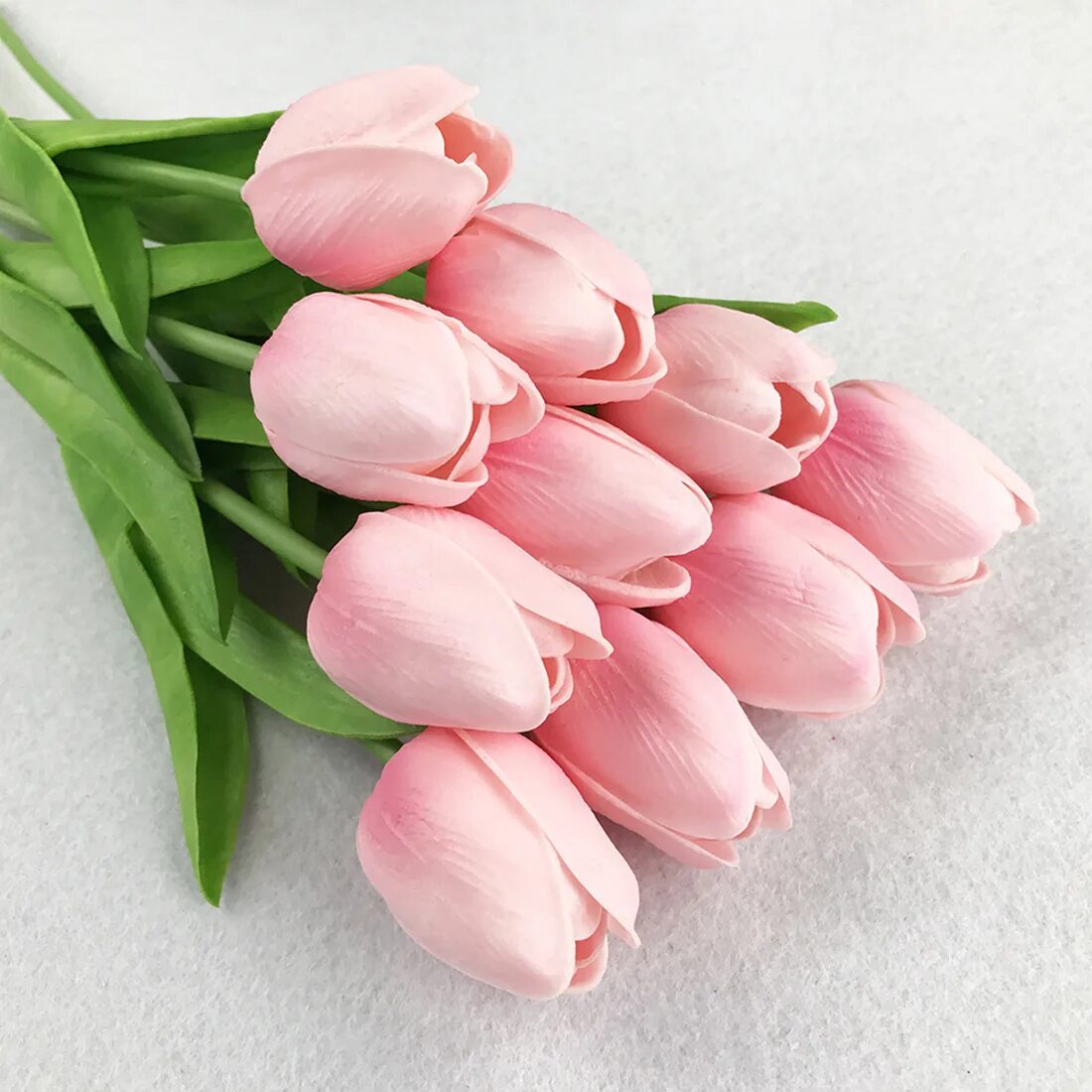 Что значат розовые тюльпаны. Букет тюльпанов 31 шт. Пудровые тюльпаны. Розовые тюльпаны. Букеттрозовых тюльпанов.