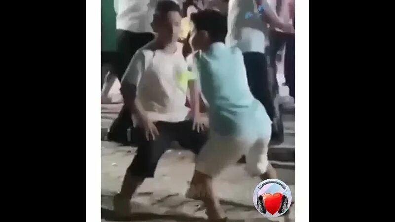 Танцевали до упала. Мы танцевали до упаду.