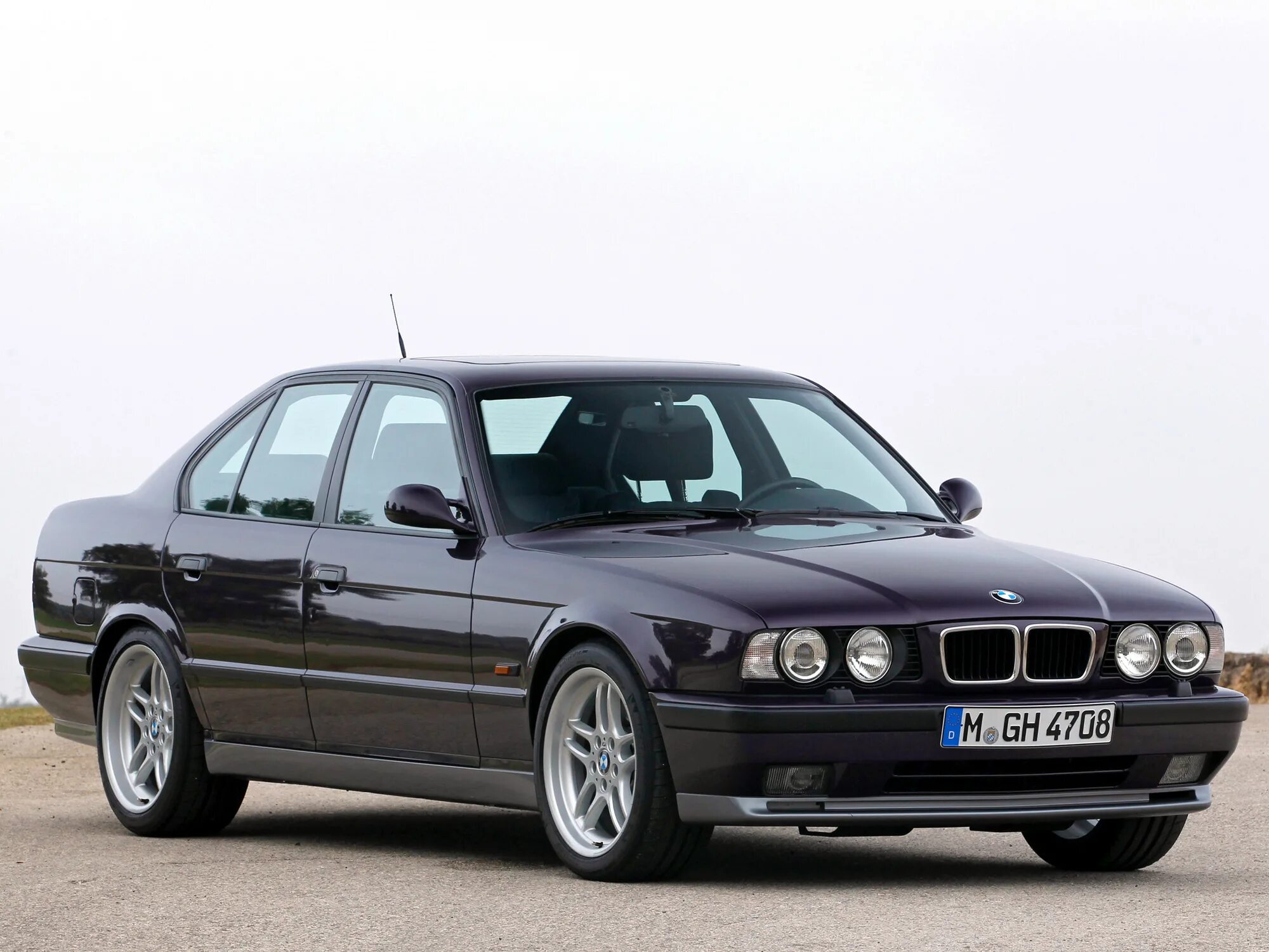 Е34 объем. BMW m5 e34 540i. BMW 5 e34. BMW 5 Е 34. БМВ 34.