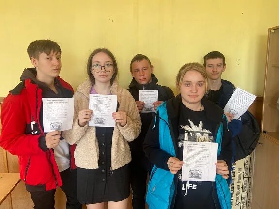 38 школа череповец. 21 школа череповец официальный сайт. Вечерняя школа череповец. Вечерняя школа череповец 2015. Вечерняя школа череповец.