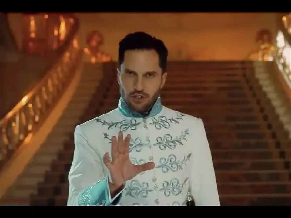 Пирожков зацепила обложка. Пародия на пирожкова зацепила песня. Пародия пирожков. Обложка алкоголичка. Пародия на пирожкова.