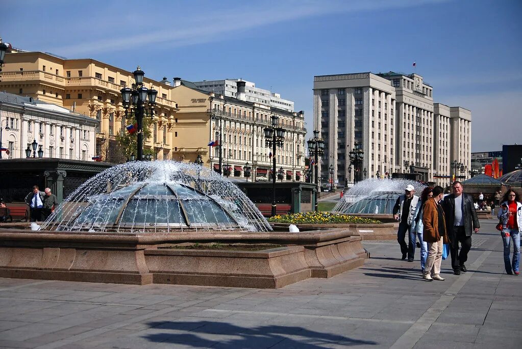 Манежная площадь москва будущего. Манежная площадь москва. фонтан на манежной площади. фонтанный комплекс на манежной площади. «охотный ряд» купол фонтан «моспроект-2».