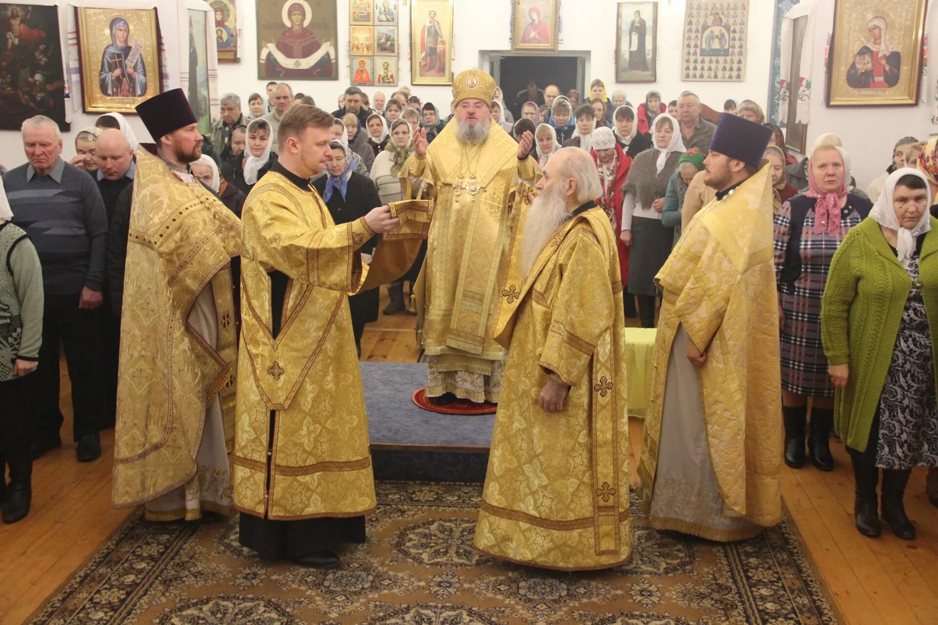 Хвастовичи калужская новости. Храм в с Хвастовичи. Хвастовичи Калужская область. Хвастовичи красное.