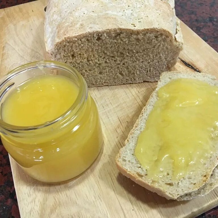 Лимонный заварной крем. Рецепт сливочное масло и лимон. Рецепт сливочное масло и лимон. Десерт с лимонным курдом. Молоко с мёдом и маслом лимоном.