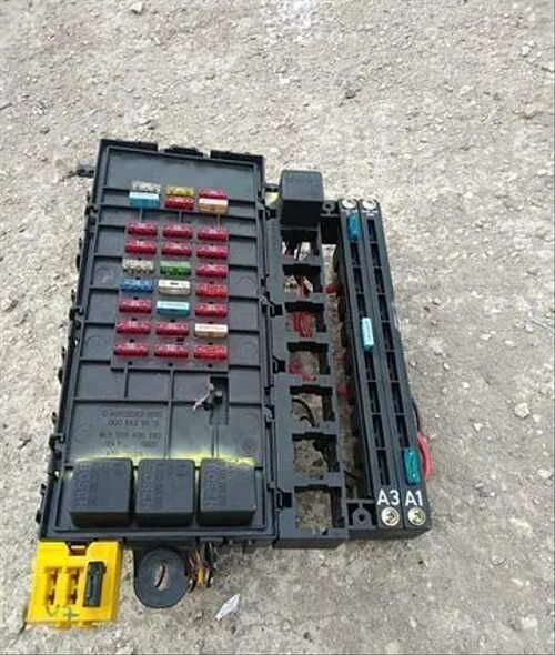 Mercedes atego 815 предохранители. Блок предохранителей атего. Блок предохранителей атего. Блок предохранителей атего. Блок предохранителей мерседес атего.