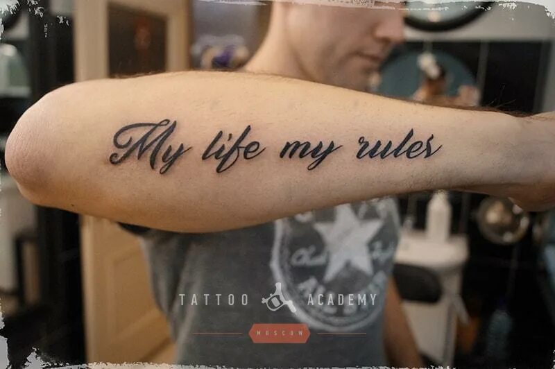 Тату надписи. Тату надпись my Life my Rules. My Life my Rules Татуировка. Тату надпись на руке.