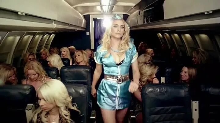 Bad bad blondes. Blonde, Bad and beautiful Airbourne. Airborne группа blonde Bad and beautiful. Airbourne blonde, Bad and beautiful 2010.