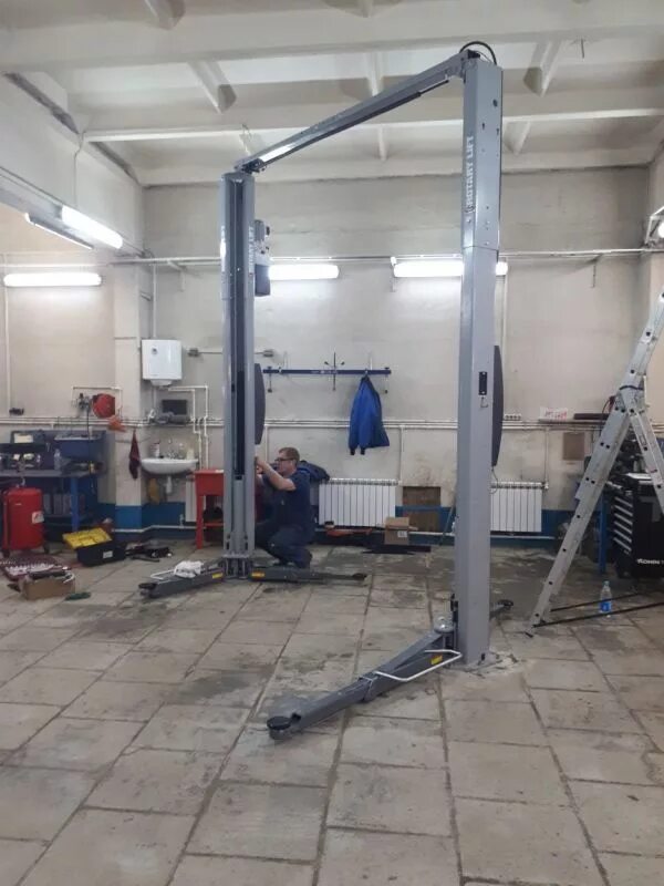 Подъемник 4х стоечный для развал схождения. Подъемник nussbaum 4х стоечный. Подъемник двухстоечный электрогидравлический t4 basic. Подъемник 3т aurora. Подъемник б у.