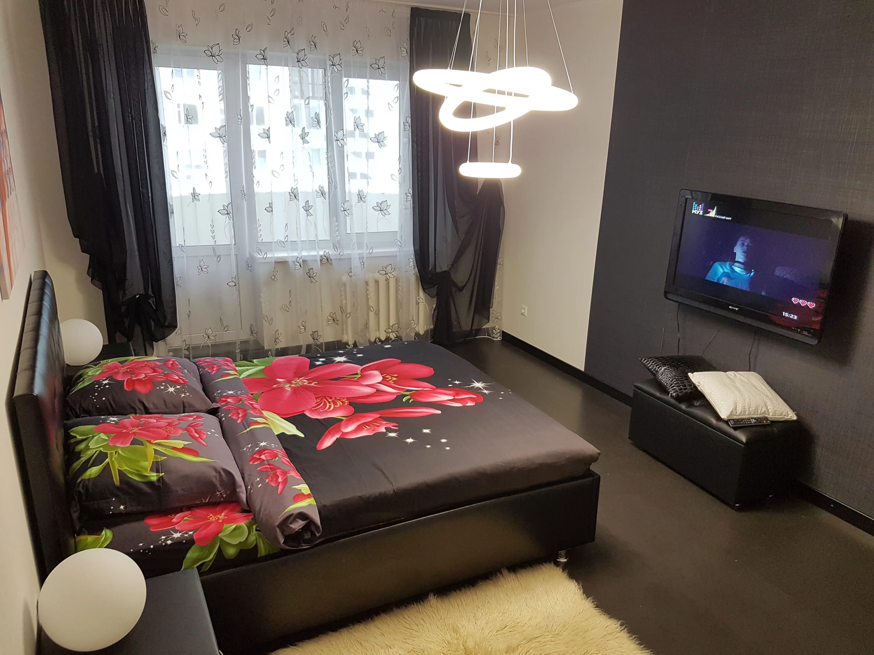 пл. квартира в энгельсе улица тельмана. соборная, д. посуточные квартиры-город энгельс. город энгельс улица 37 кв 26.