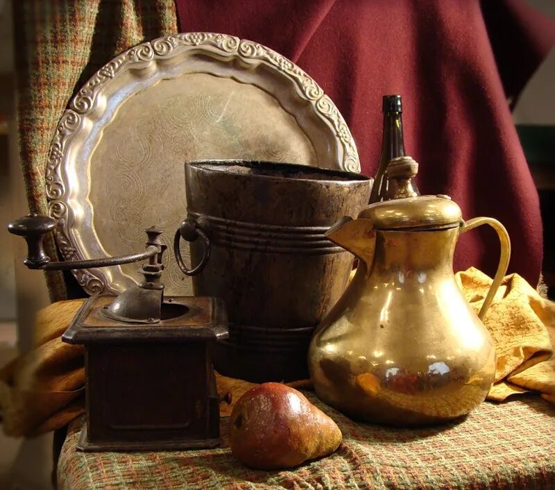 Домашняя утварь примеры. Утварь исключение. Презентация старинная кухонная утварь. Предметы домашней утвари. Посуда задания для малышей.