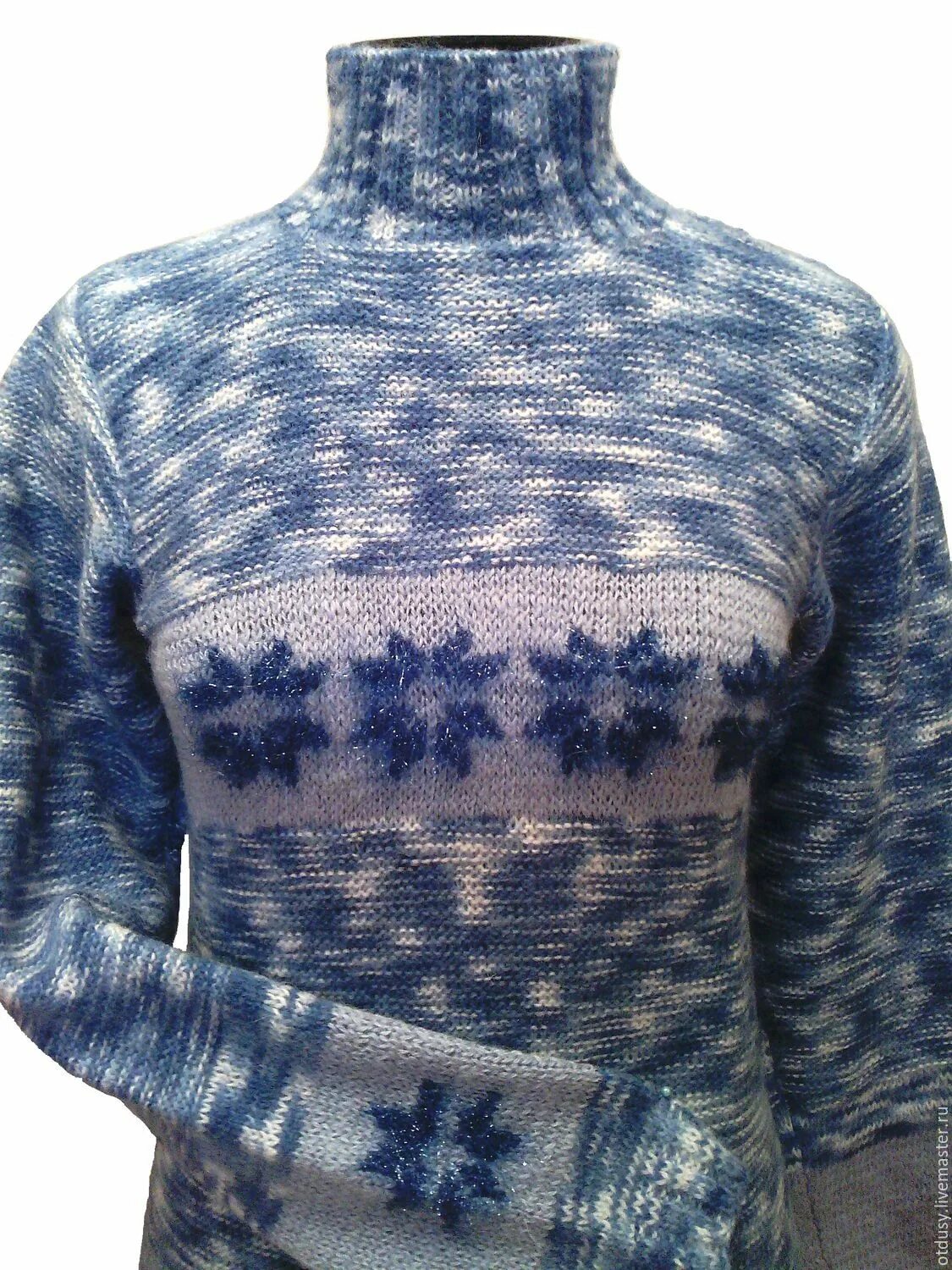 Советский свитер. Ретро свитер. Свитер со снежинками. Свитер ретро женский.