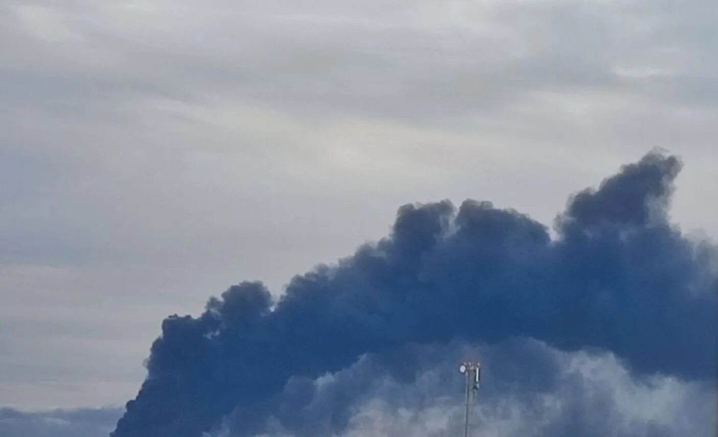 Объект в небе. 22 июня 1941 ленинград. Сирена воздушной тревоги. Дым от взрыва. Москва 21 июня 1941 года.