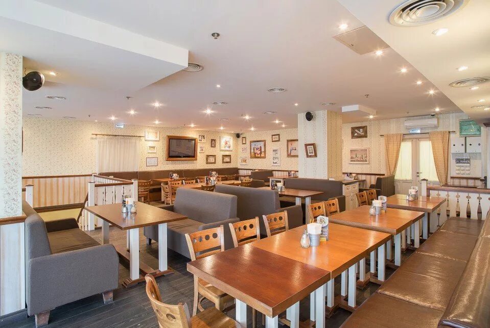 ресторан охота на енота спб. пиворама санкт-петербург. ресторан охота на енота международная. охота на енота ресторан колпино банкетный зал. пиворама колпино.