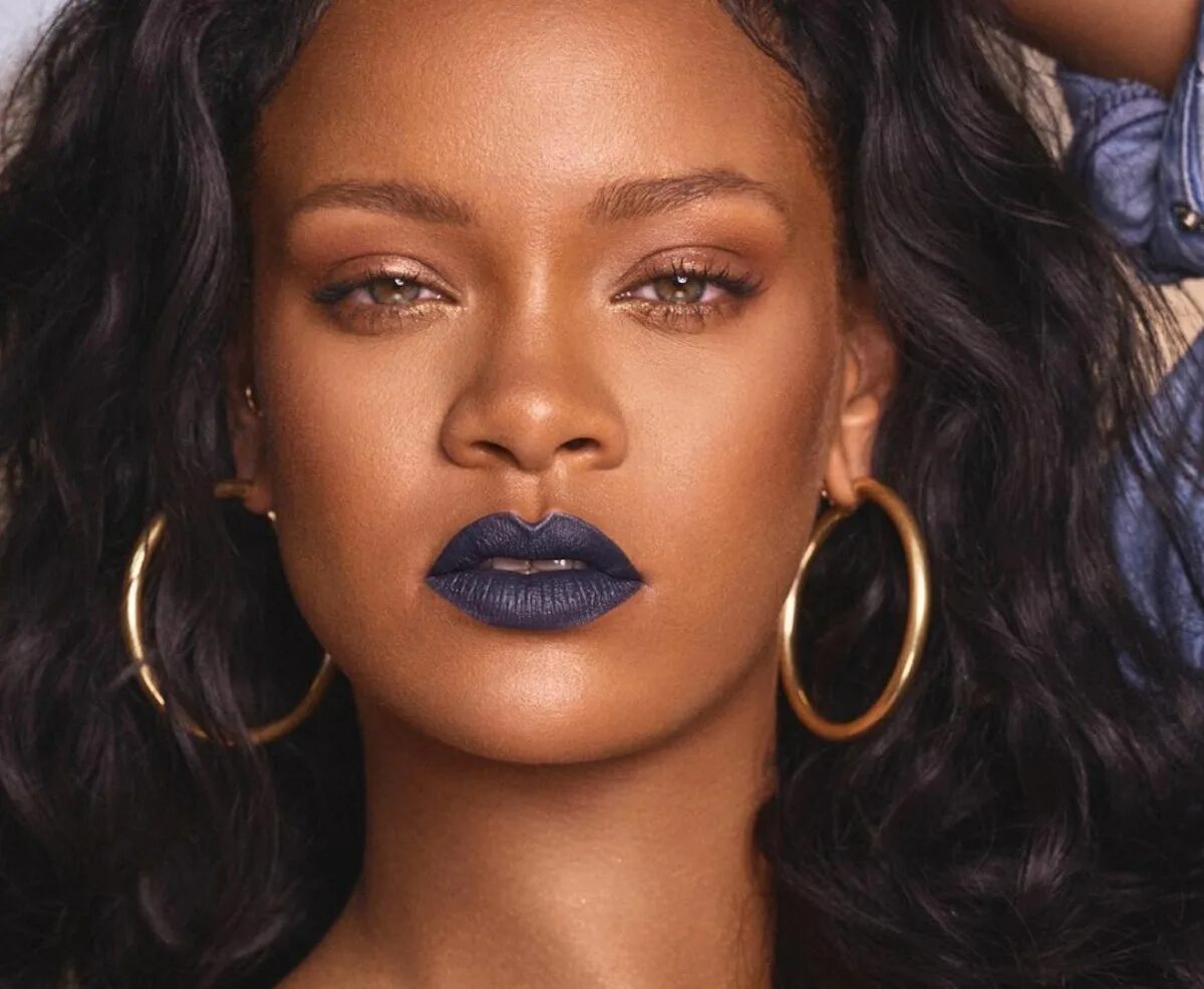 Рианна фенти. Рианна fenty. Фенти бьюти. Рианна доррис. Fenty.